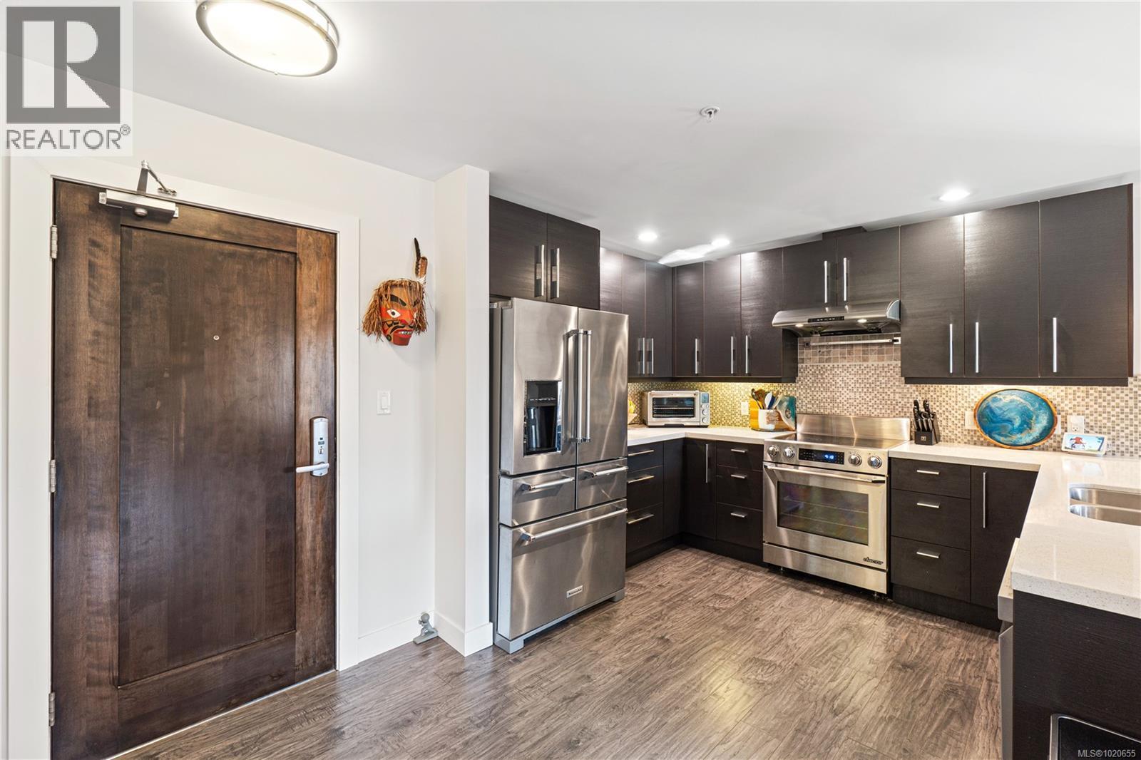 203 439 College Rd, Qualicum Beach