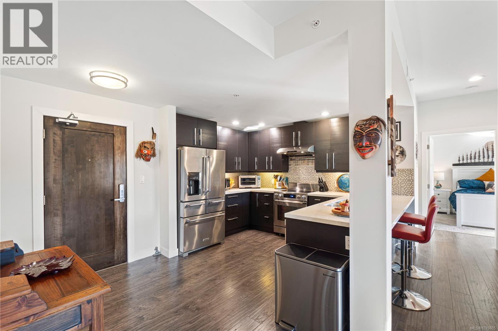 203 439 College Rd, Qualicum Beach