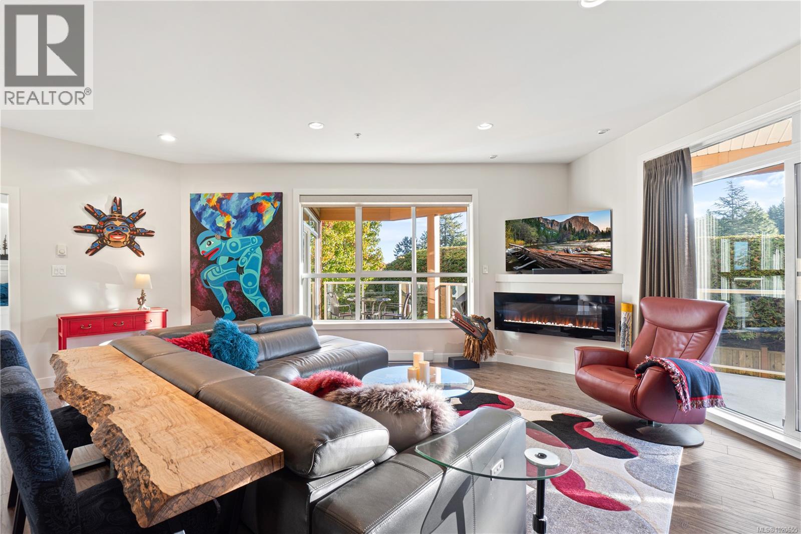 203 439 College Rd, Qualicum Beach