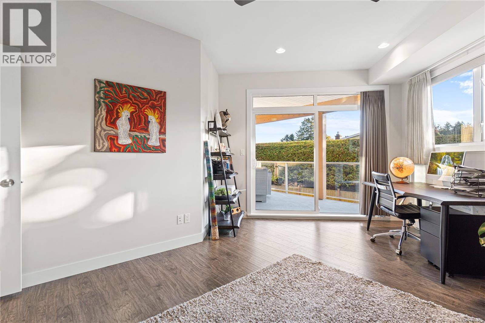 203 439 College Rd, Qualicum Beach