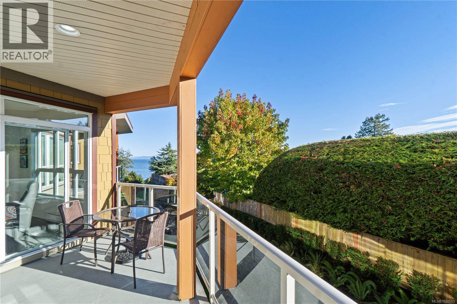 203 439 College Rd, Qualicum Beach