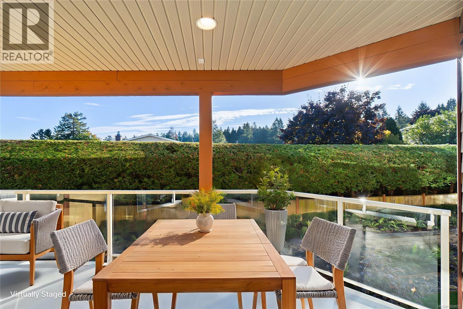 203 439 College Rd, Qualicum Beach