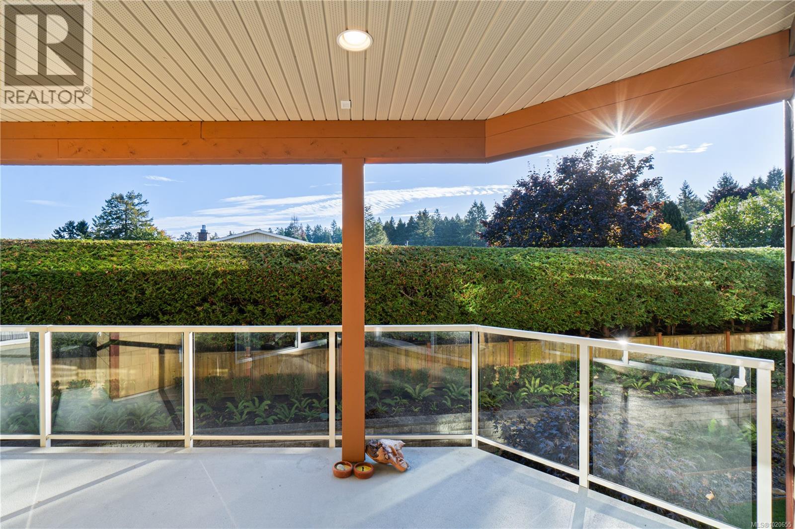 203 439 College Rd, Qualicum Beach