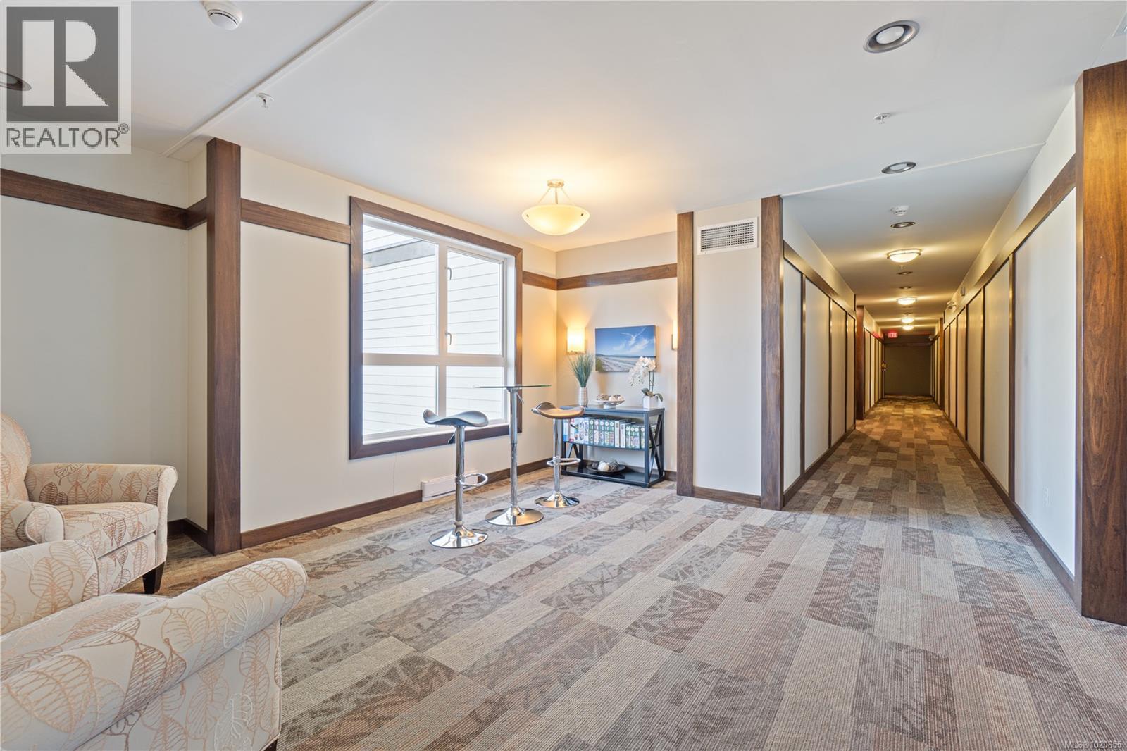 203 439 College Rd, Qualicum Beach