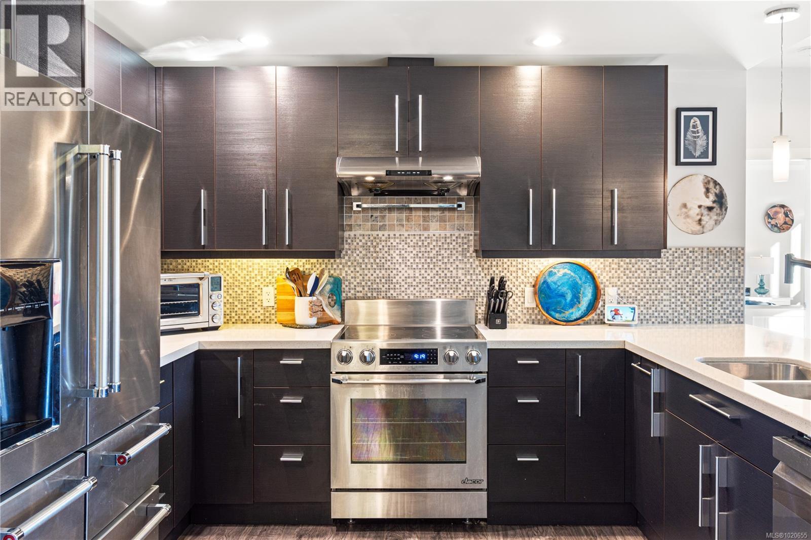 203 439 College Rd, Qualicum Beach