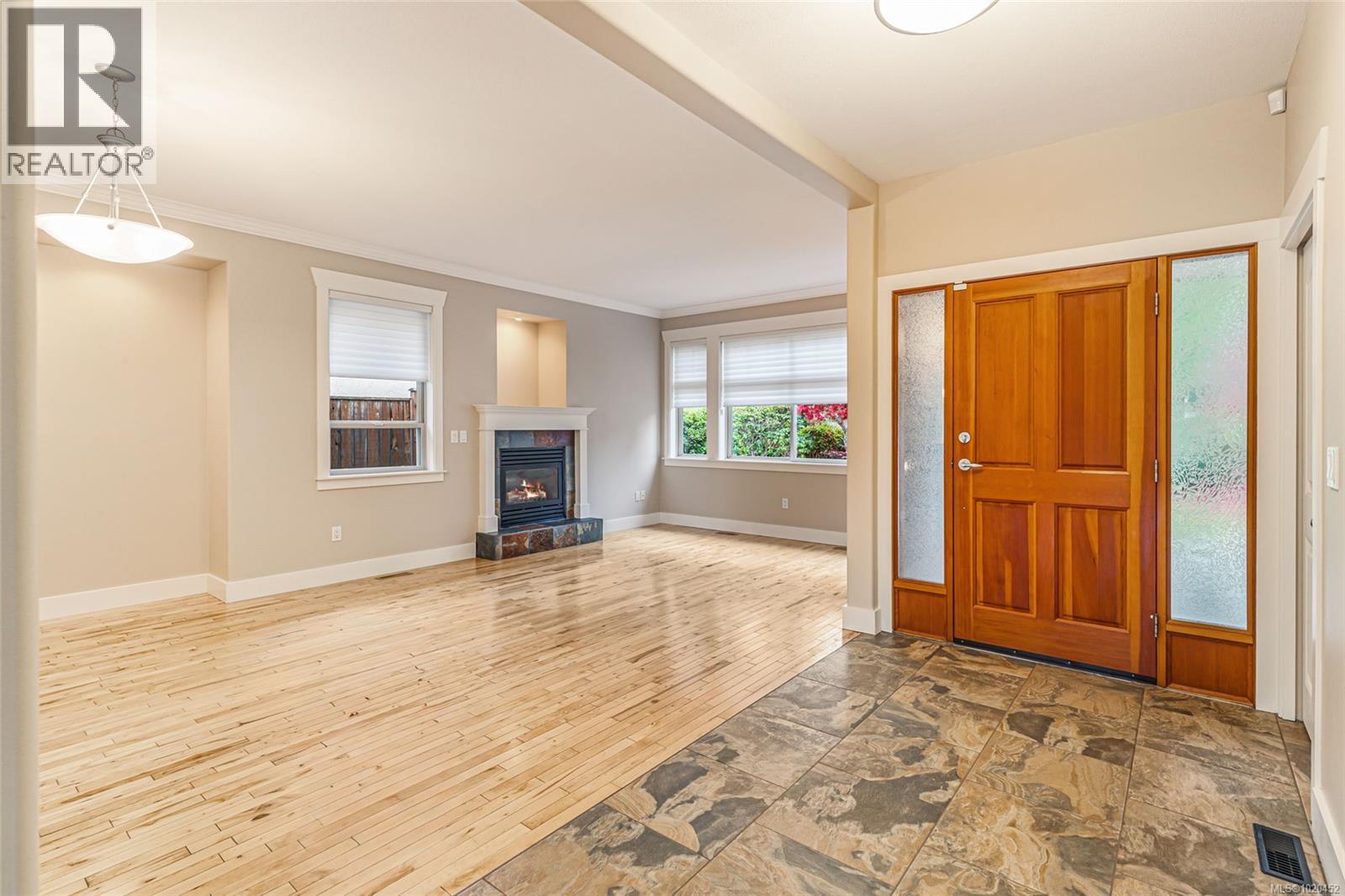 345 Dorset Rd, Qualicum Beach