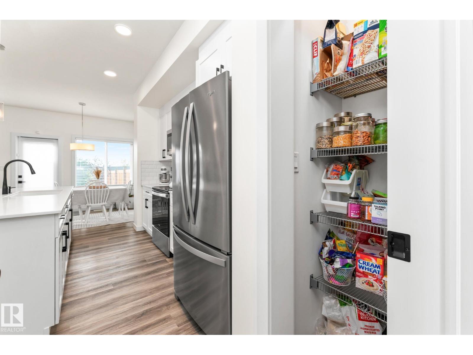 22607 80 AV NW, Edmonton