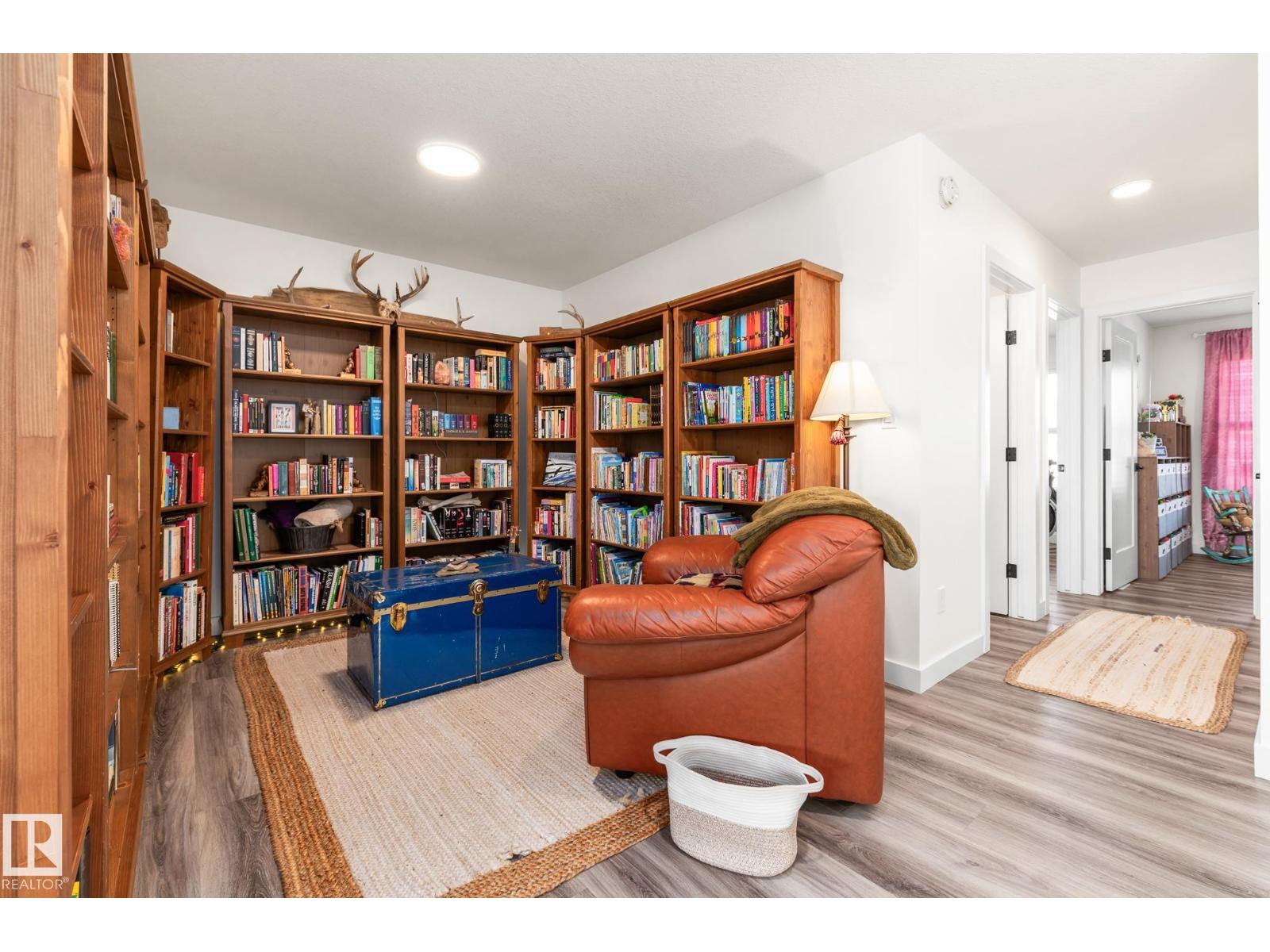 22607 80 AV NW, Edmonton