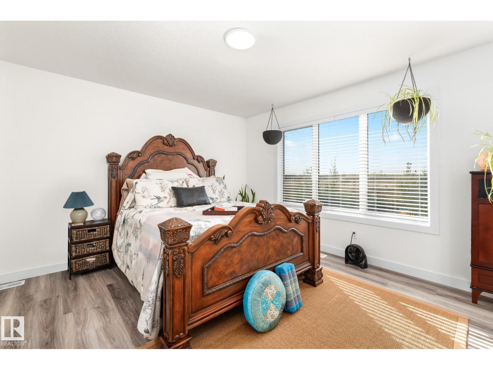 22607 80 AV NW, Edmonton