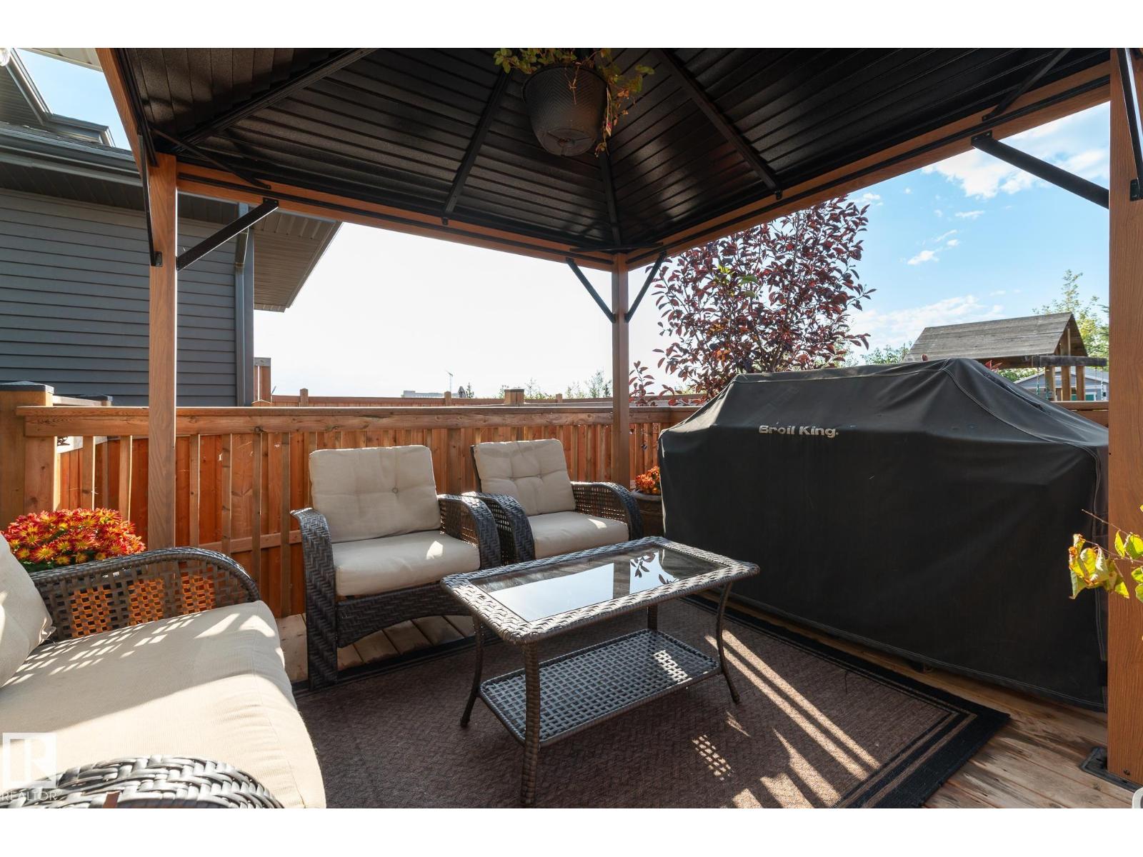 22607 80 AV NW, Edmonton