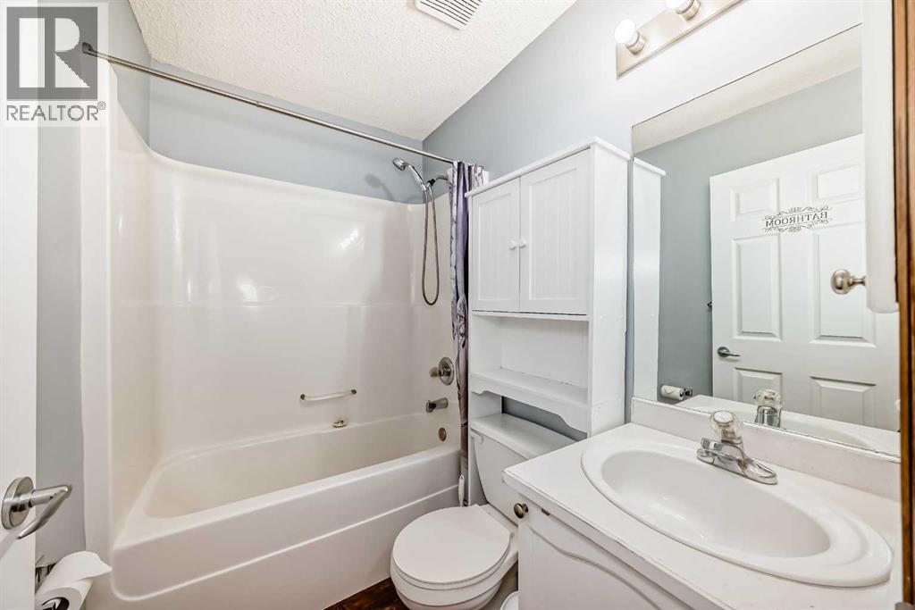 Single Family House for Sale in   Somervale View SW Somerset Calgary 