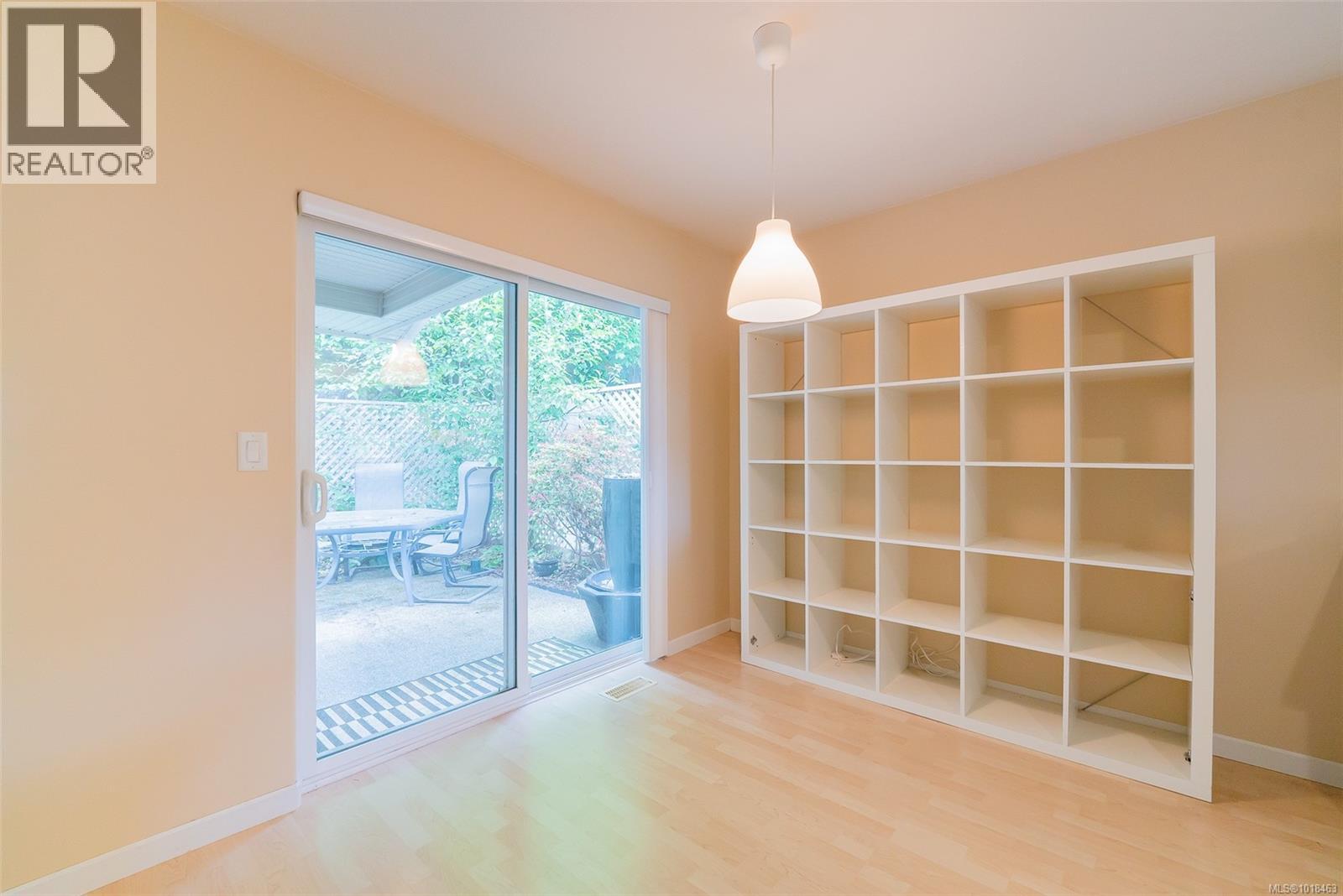 6166 Delray Pl, Nanaimo