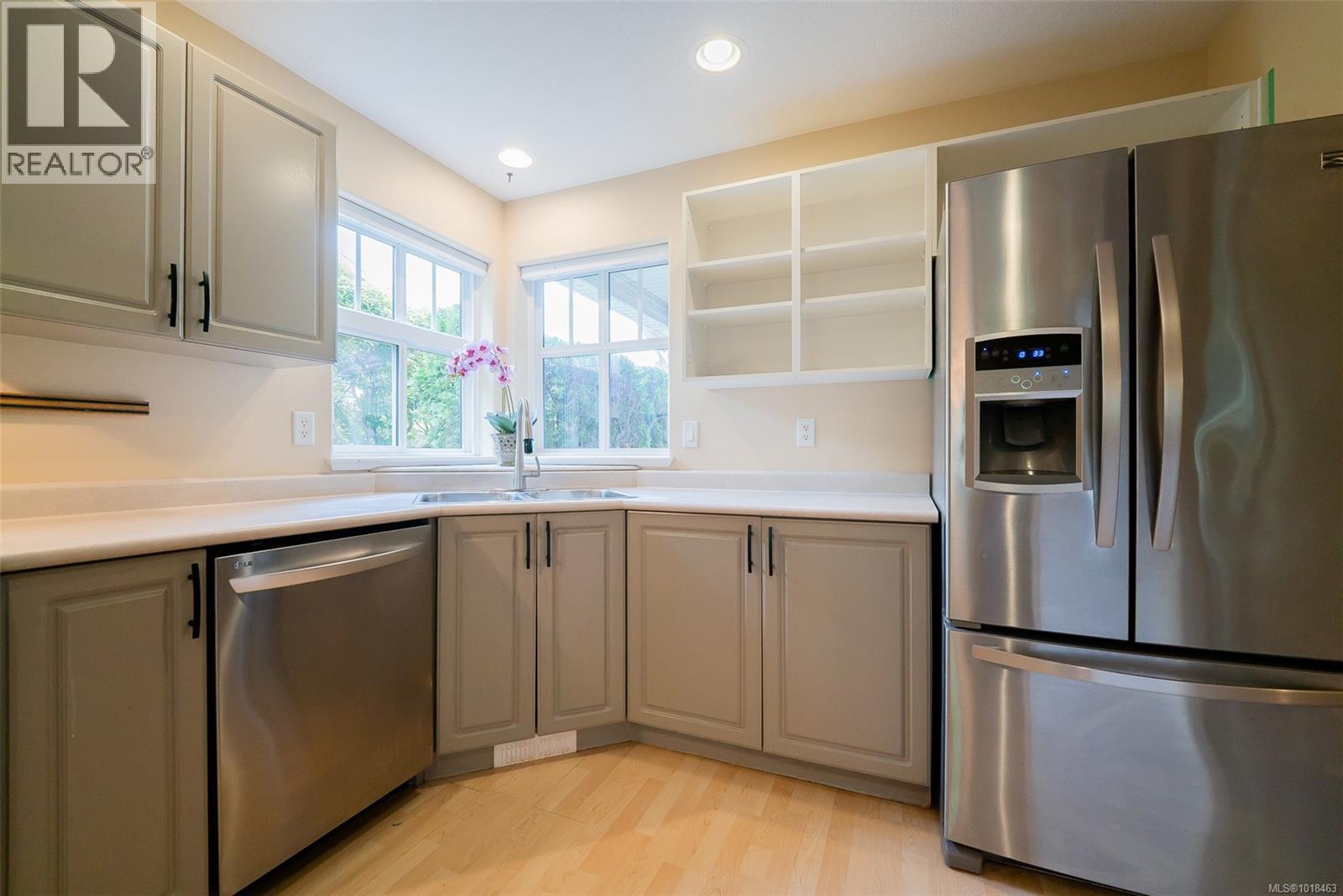 6166 Delray Pl, Nanaimo