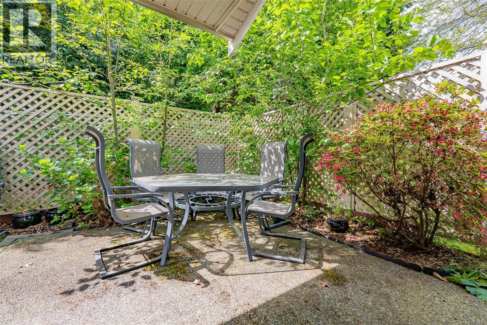 6166 Delray Pl, Nanaimo