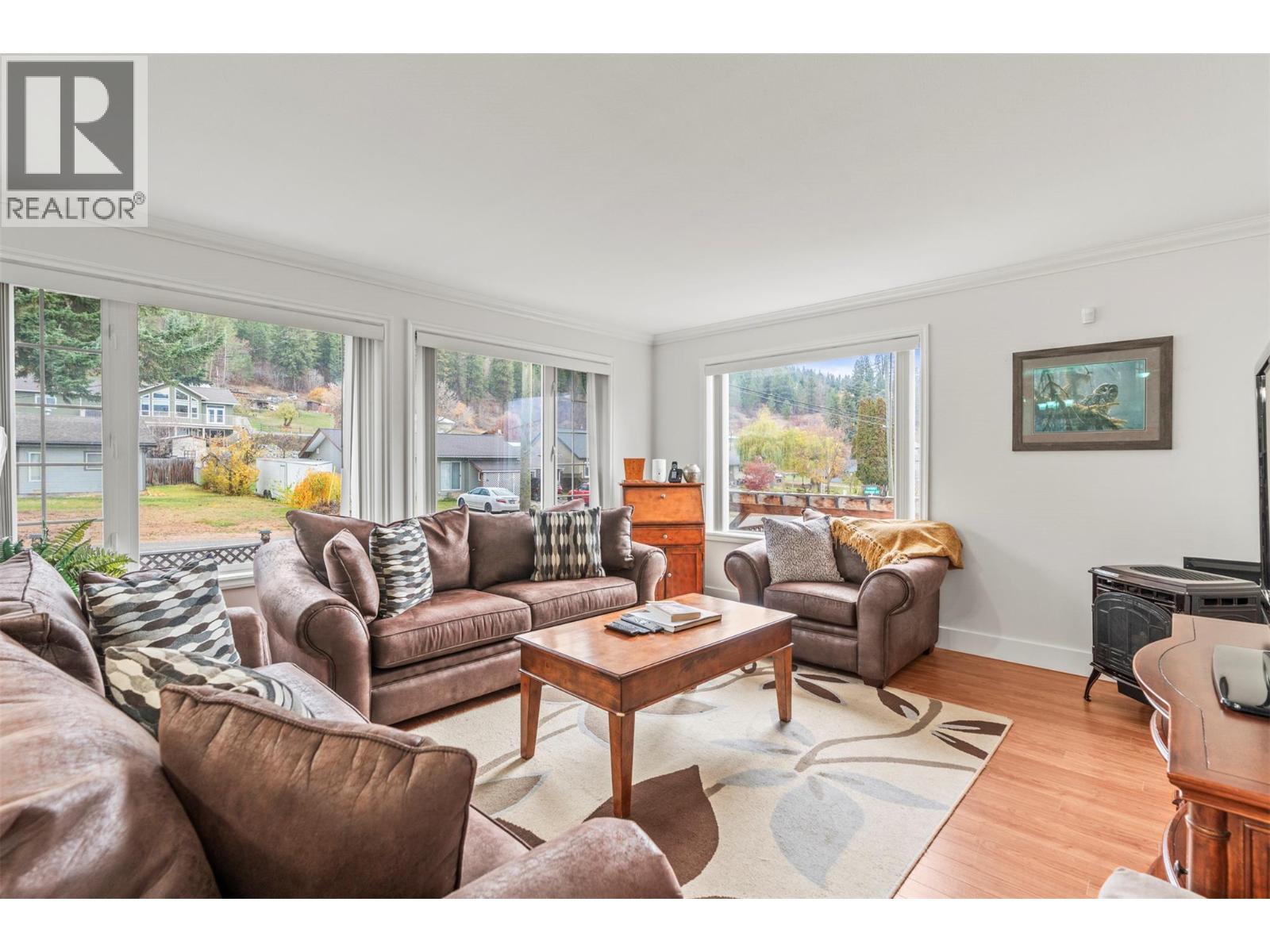  110 West Enderby Road, Enderby