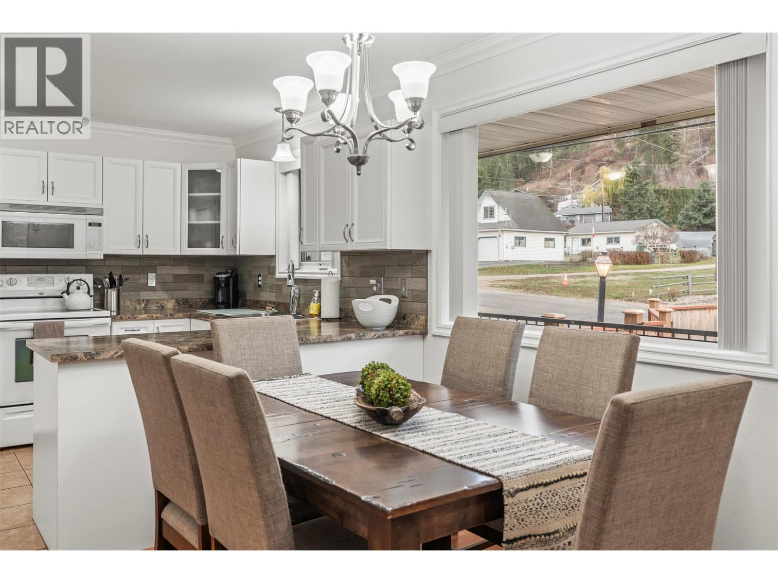  110 West Enderby Road, Enderby