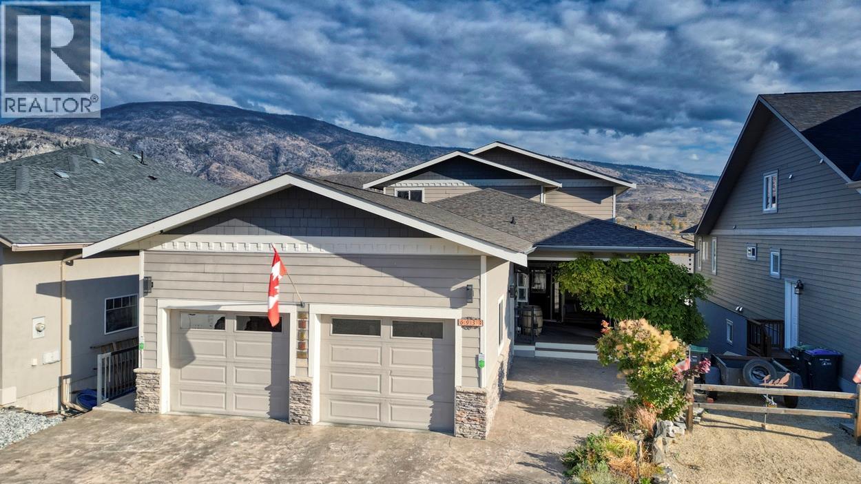 6933 Mountainview Drive, Oliver