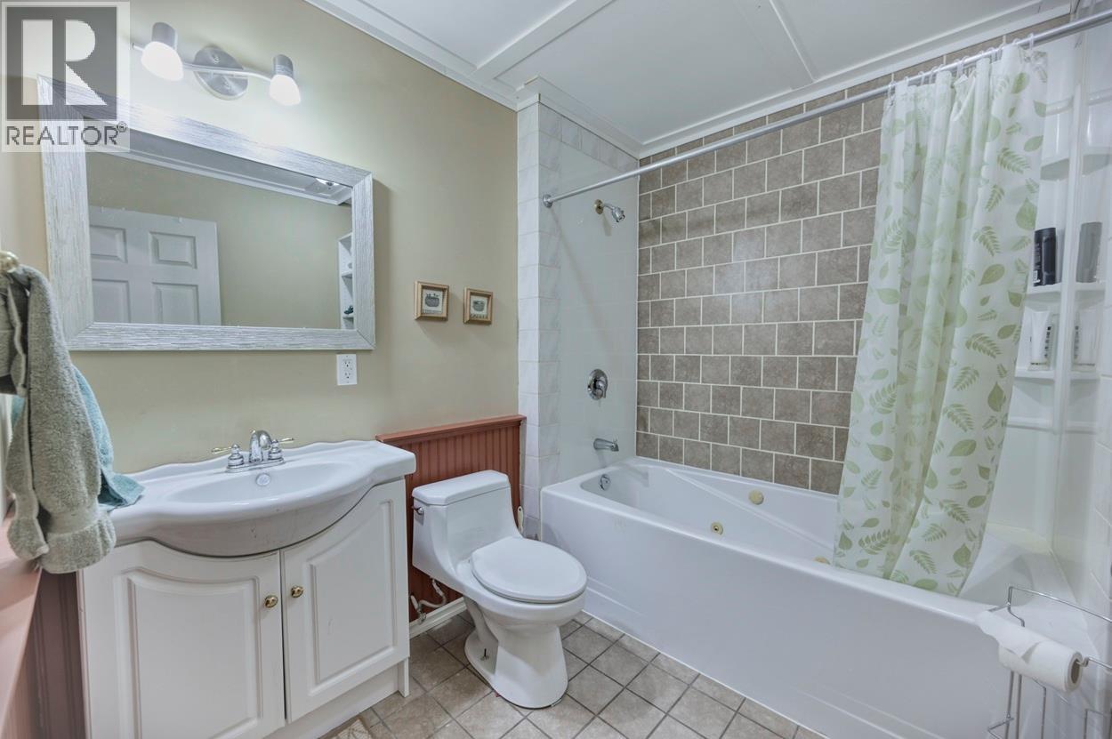 6933 Mountainview Drive, Oliver