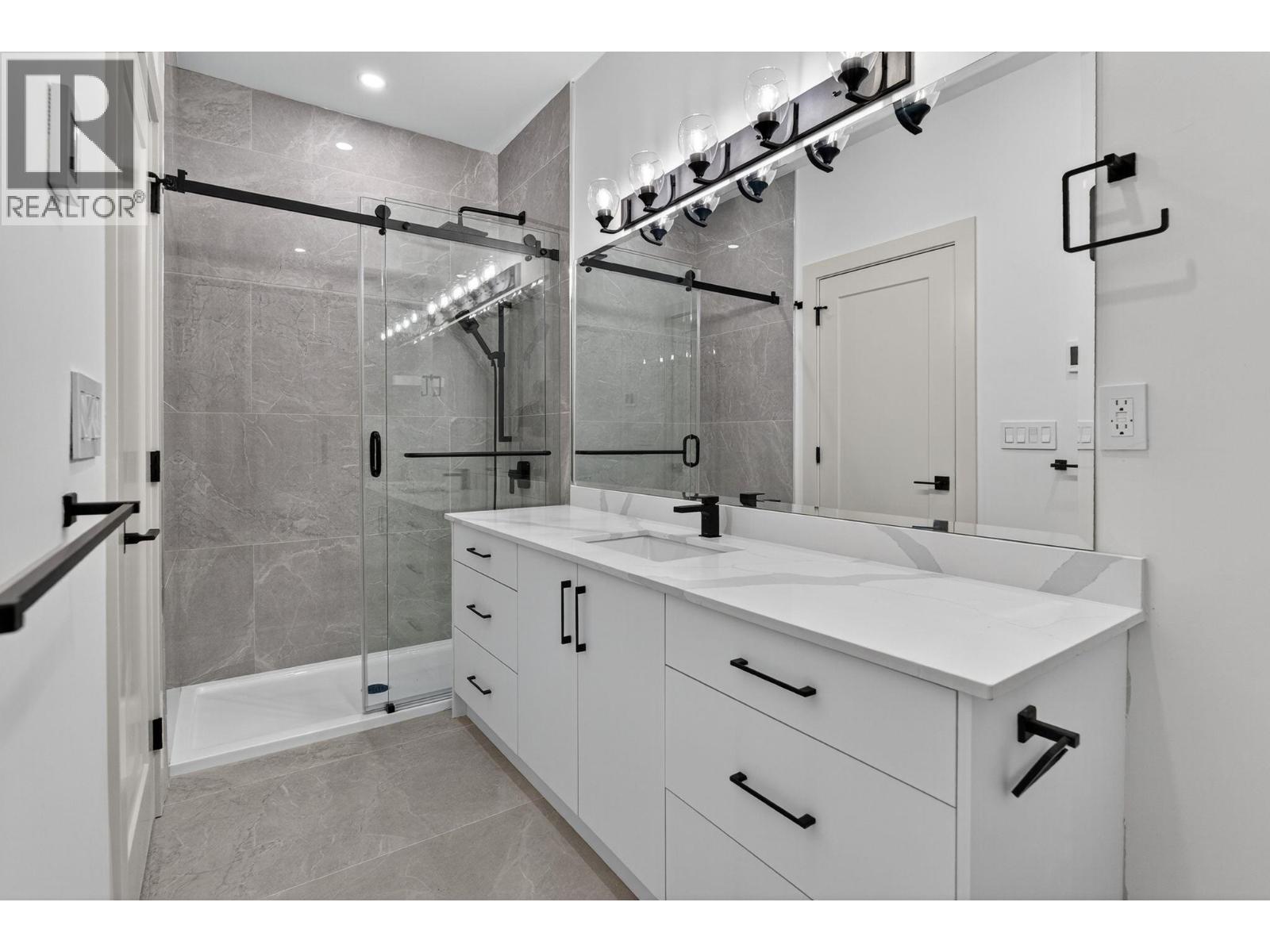  8932 Tavistock Road, Vernon