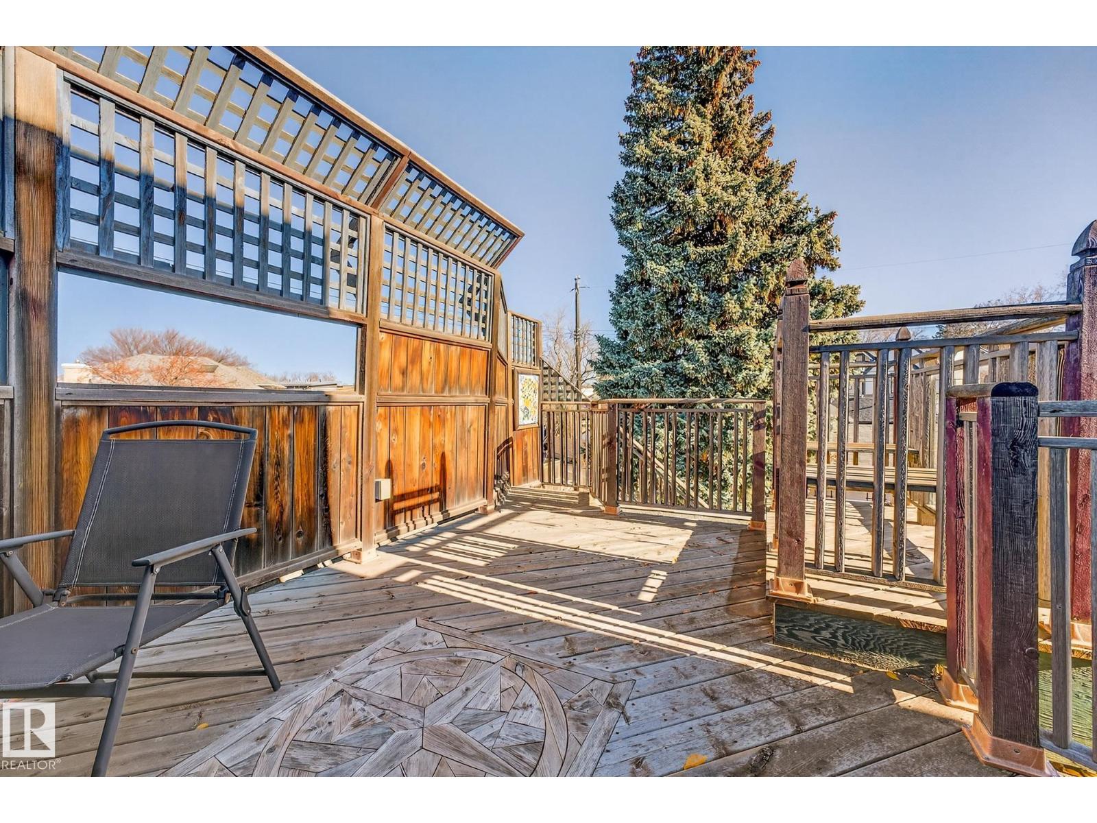 9259 STRATHEARN DR NW, Edmonton