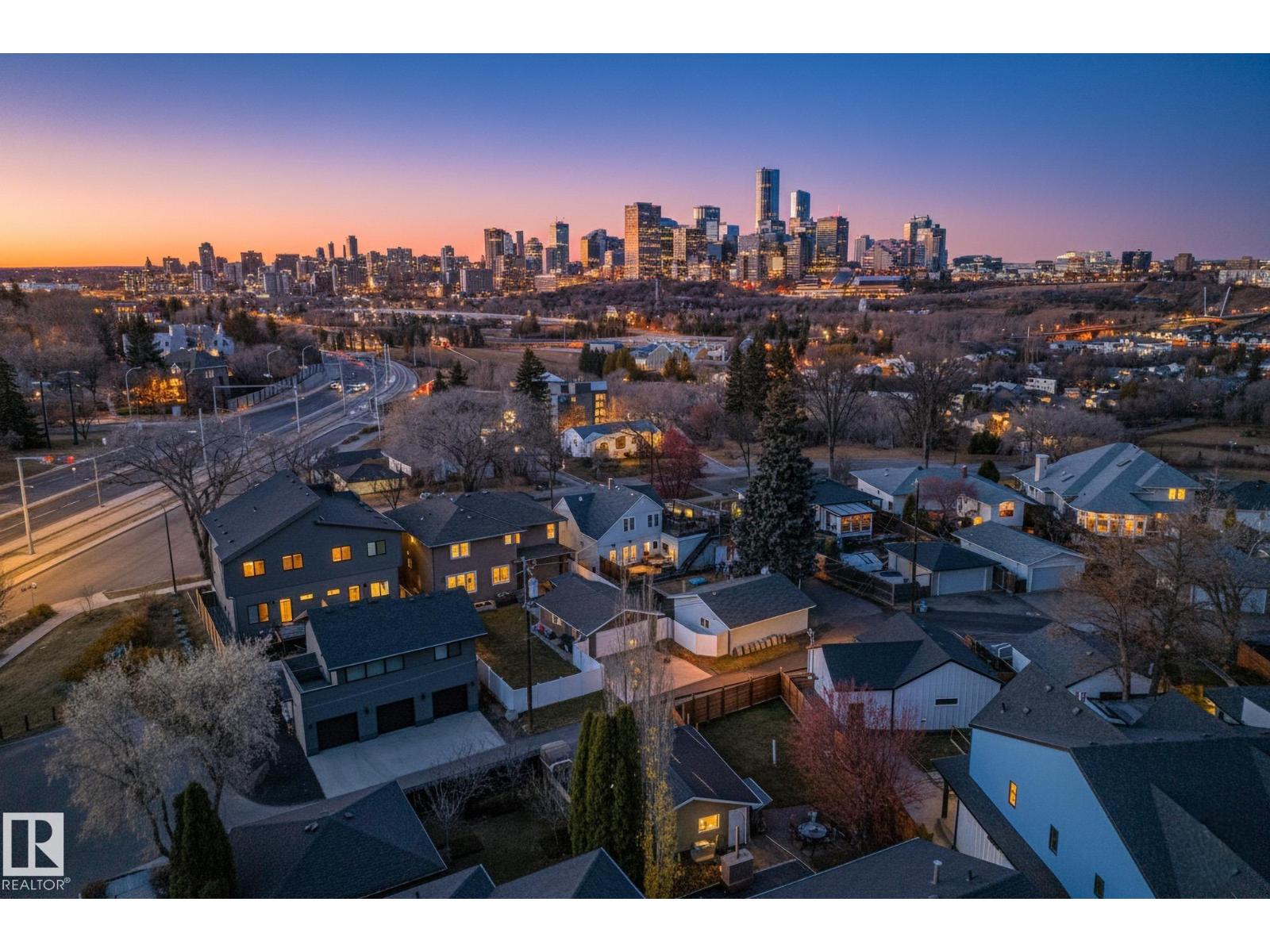 9259 STRATHEARN DR NW, Edmonton