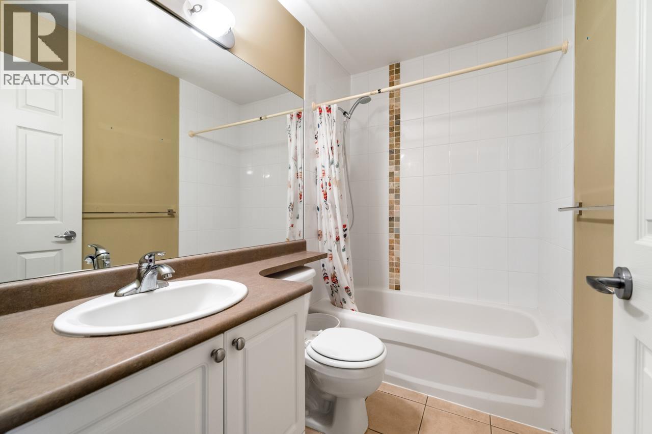 2 8271 FRANCIS ROAD, Richmond