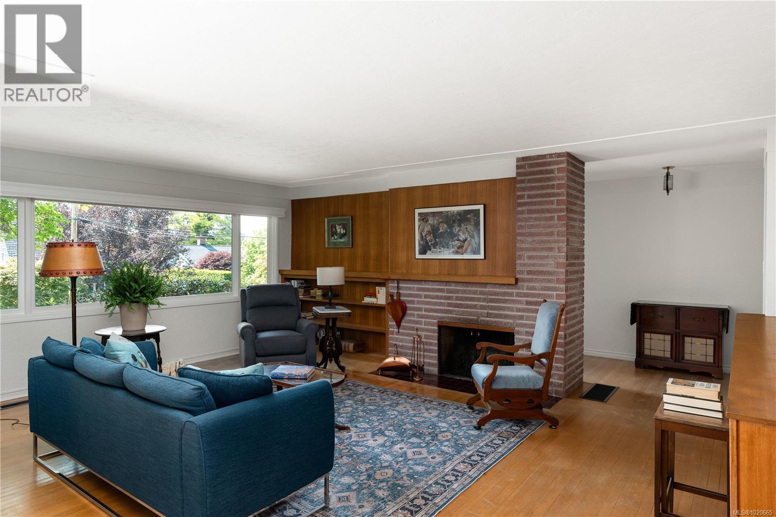  645 Transit Road, Oak Bay