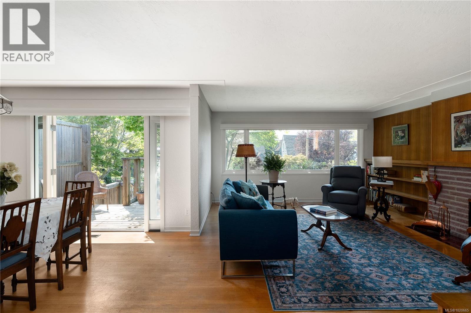  645 Transit Road, Oak Bay