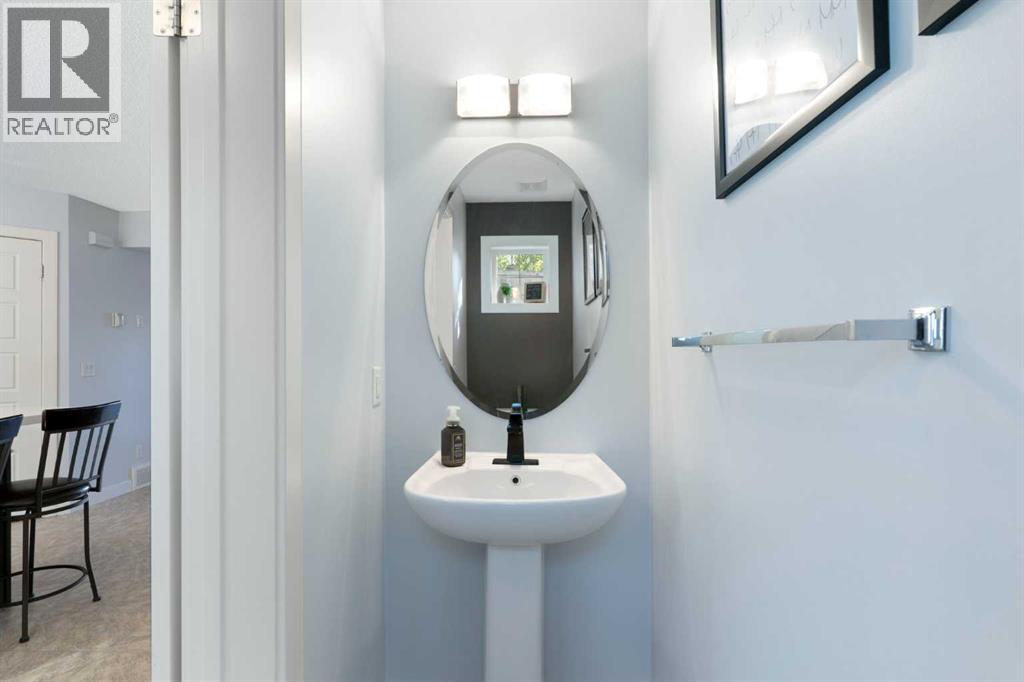 Single Family House for Sale in  Pantego Lane NW Panorama Hills Calgary 