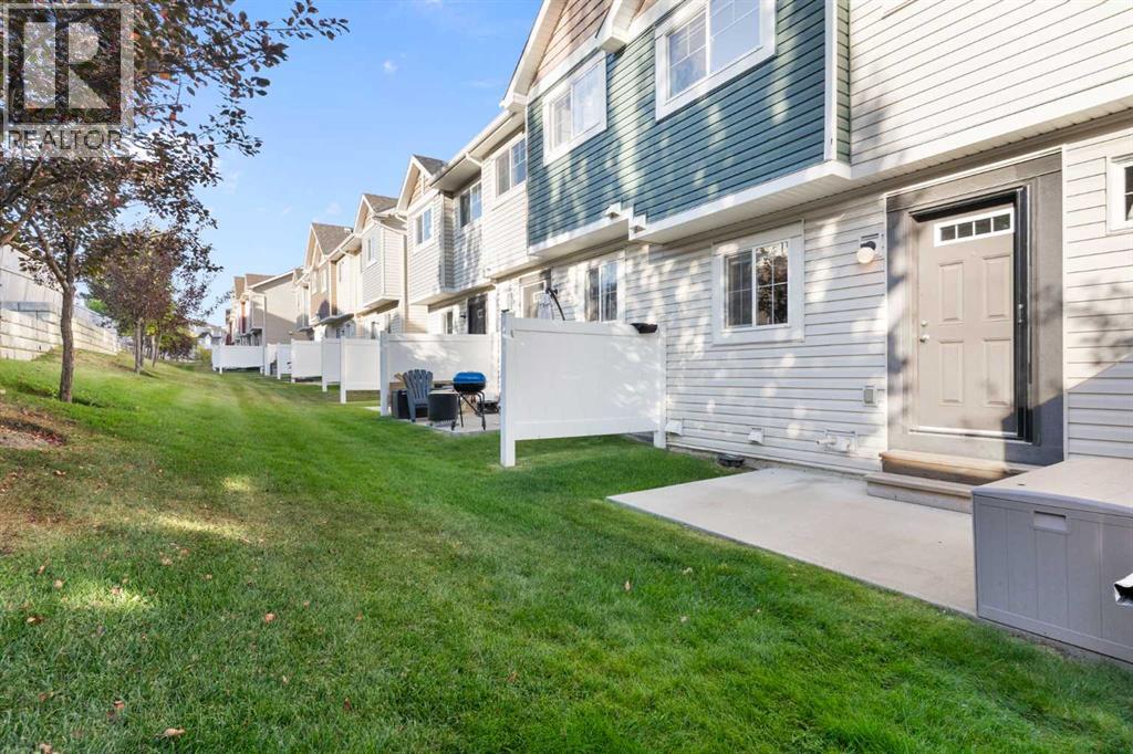 Single Family House for Sale in  Pantego Lane NW Panorama Hills Calgary 