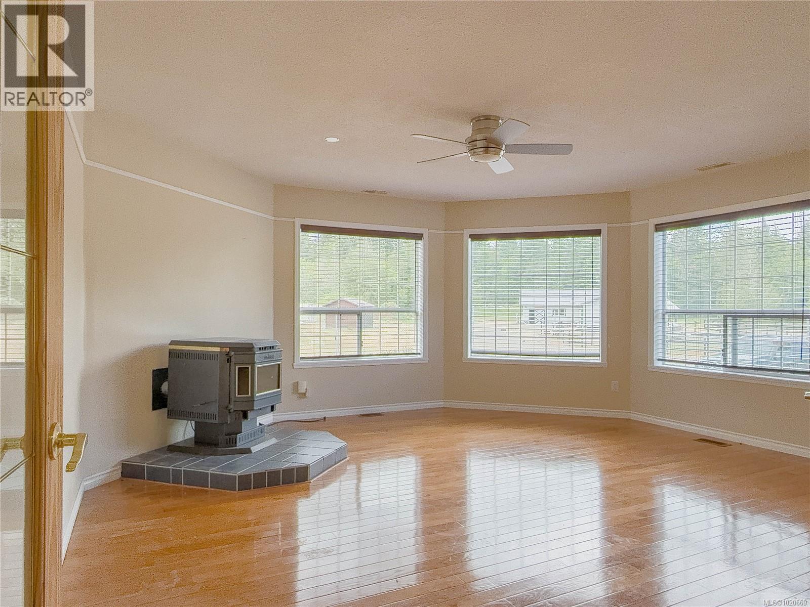 2075 Parkway Pl - Photo 3 of 62, Errington, British Columbia