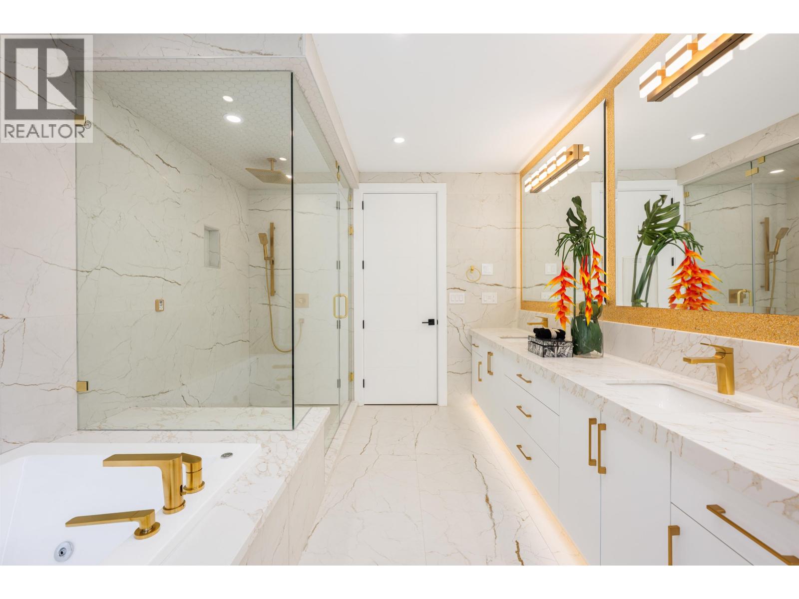 10780 REYNOLDS Drive, Richmond