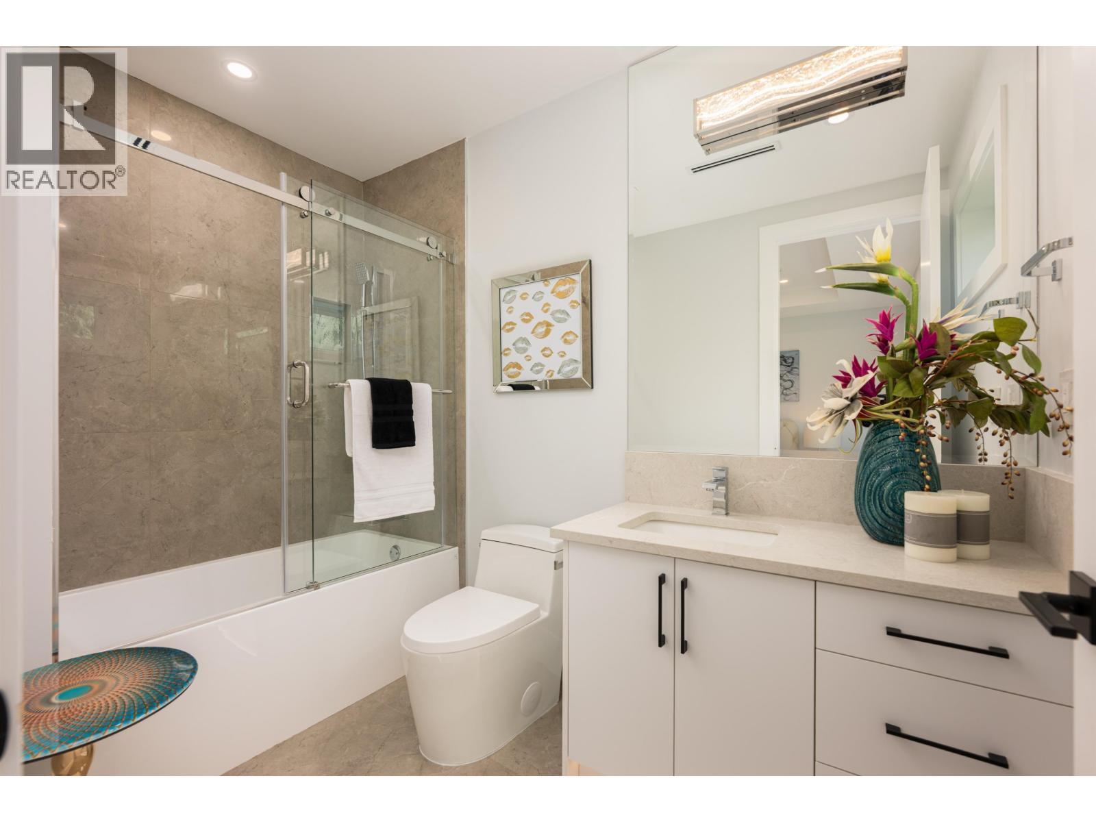 10780 REYNOLDS Drive, Richmond