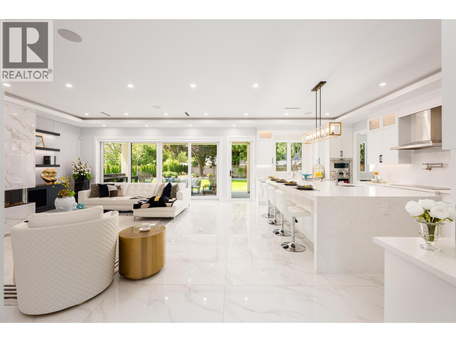 10780 REYNOLDS Drive, Richmond