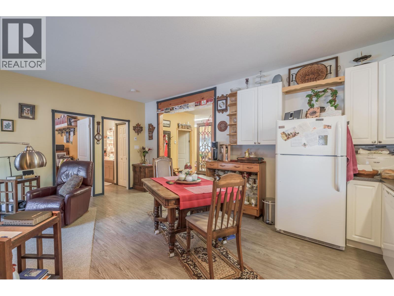 6154 MARLBOROUGH ROAD, Horse Lake