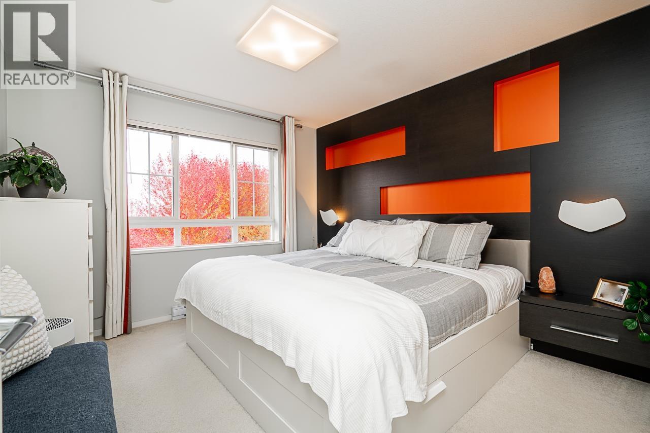 3 1338 HAMES CRESCENT, Coquitlam