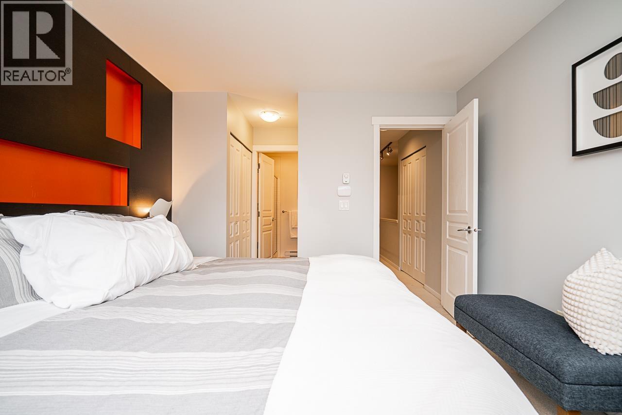 3 1338 HAMES CRESCENT, Coquitlam