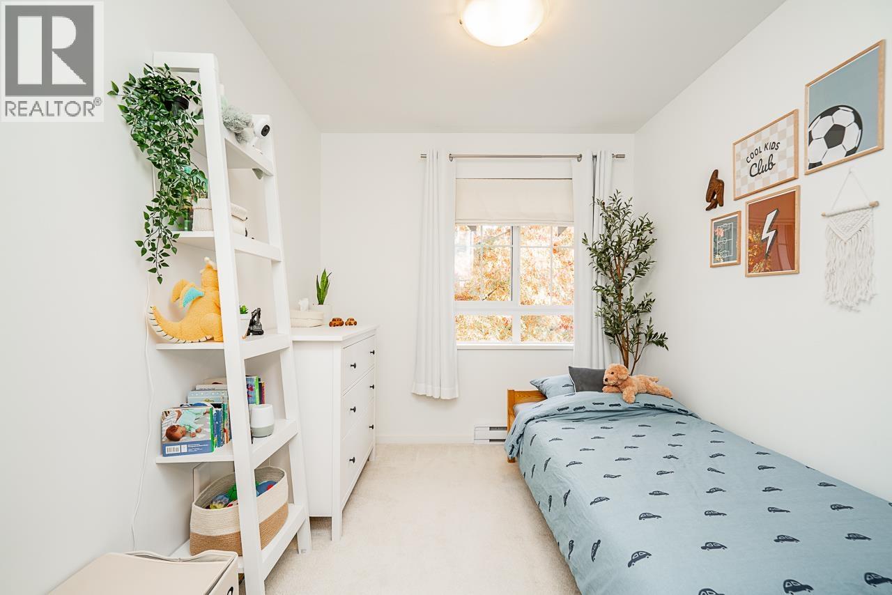 3 1338 HAMES CRESCENT, Coquitlam