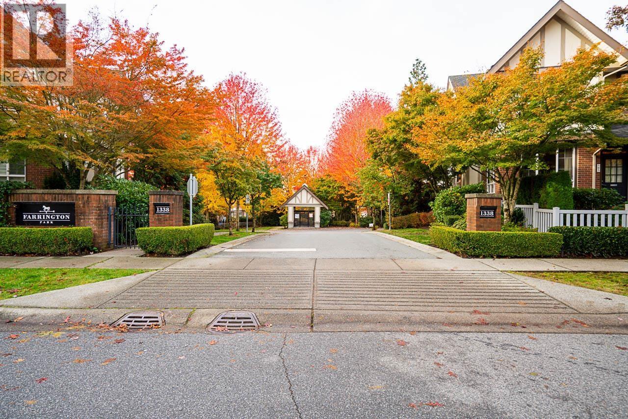 3 1338 HAMES CRESCENT, Coquitlam