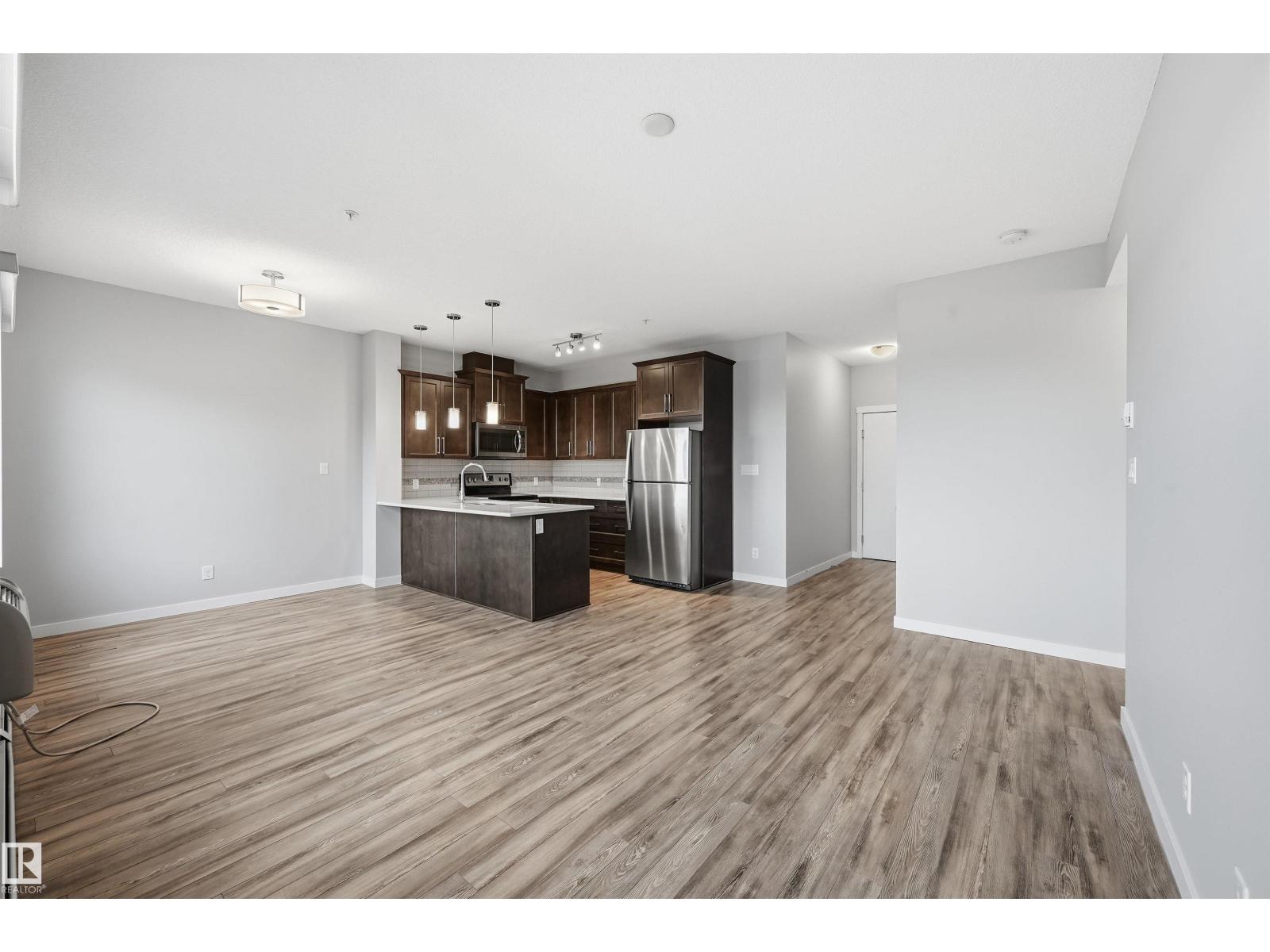 #414 812 WELSH DR SW, Edmonton