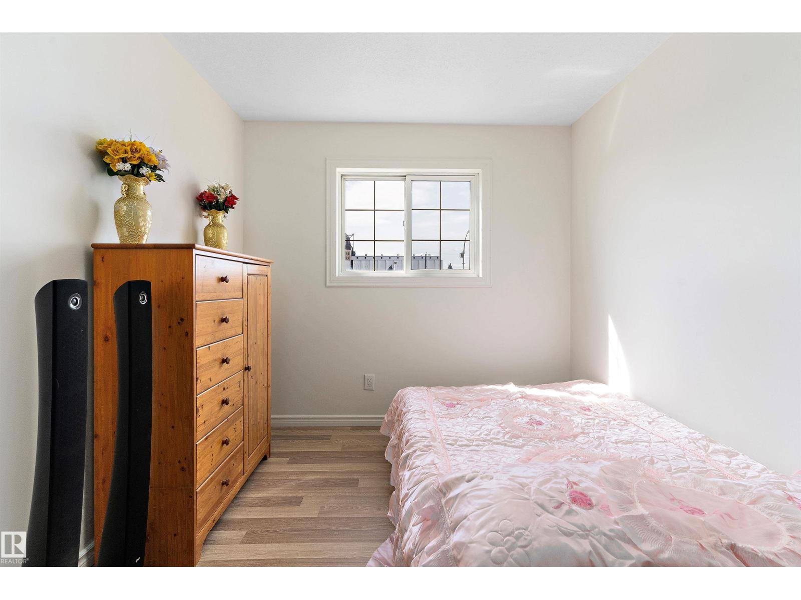 12711 128 ST NW, Edmonton