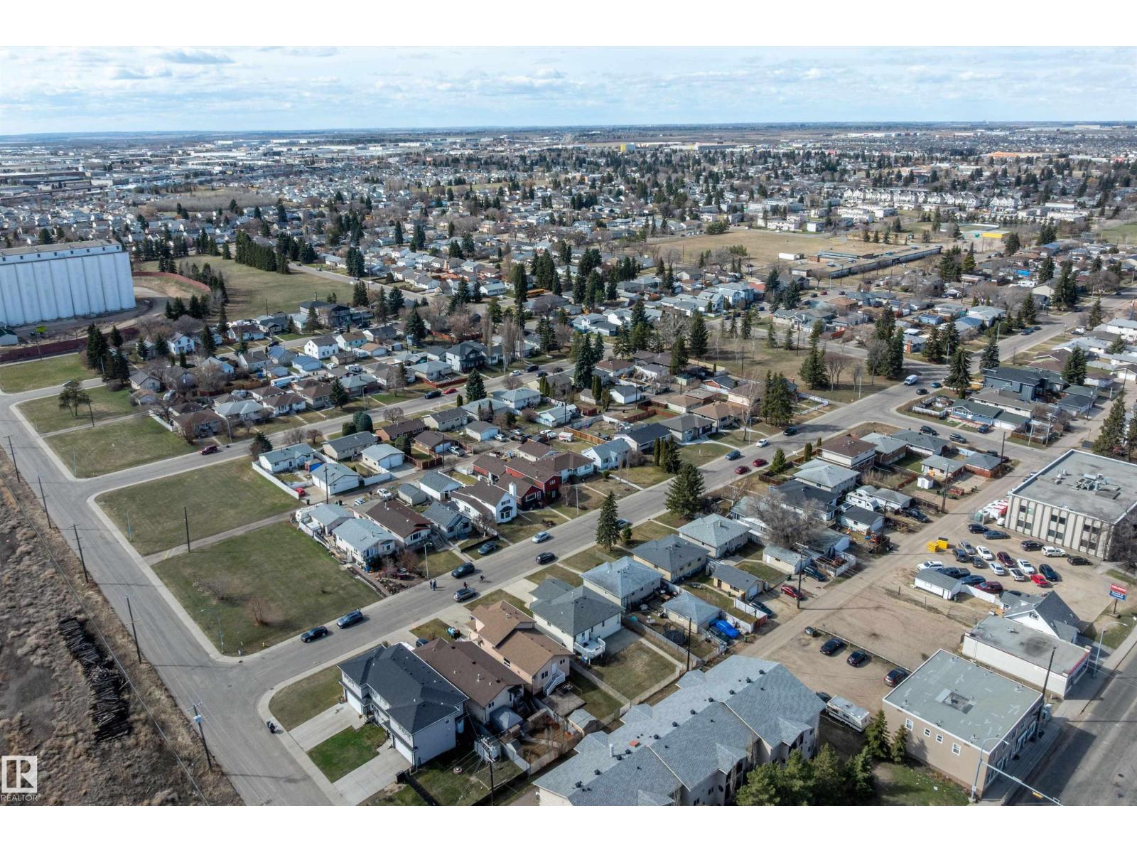 12711 128 ST NW, Edmonton