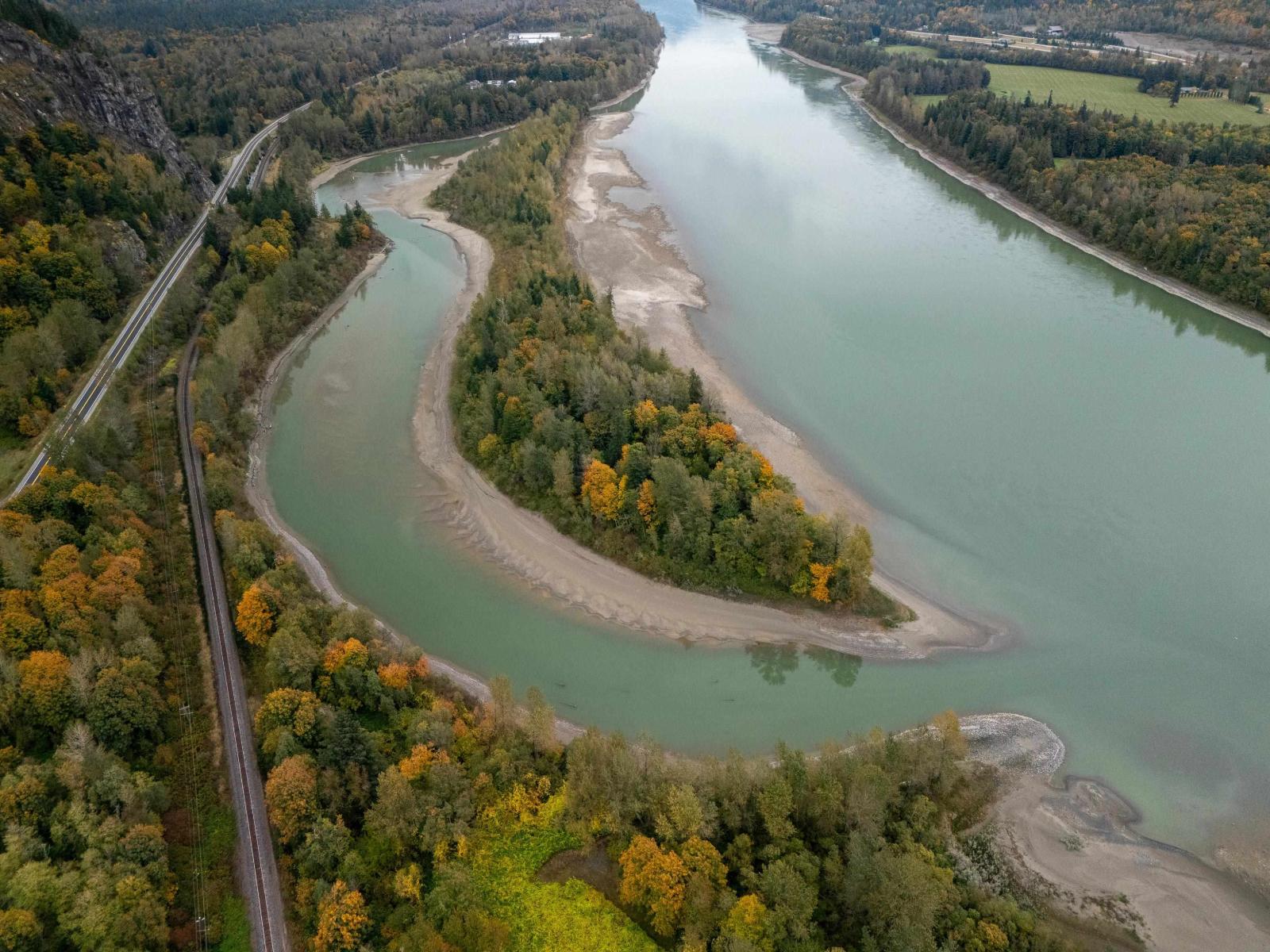 SE 1/4 VASASUS ISLAND, Agassiz, Agassiz