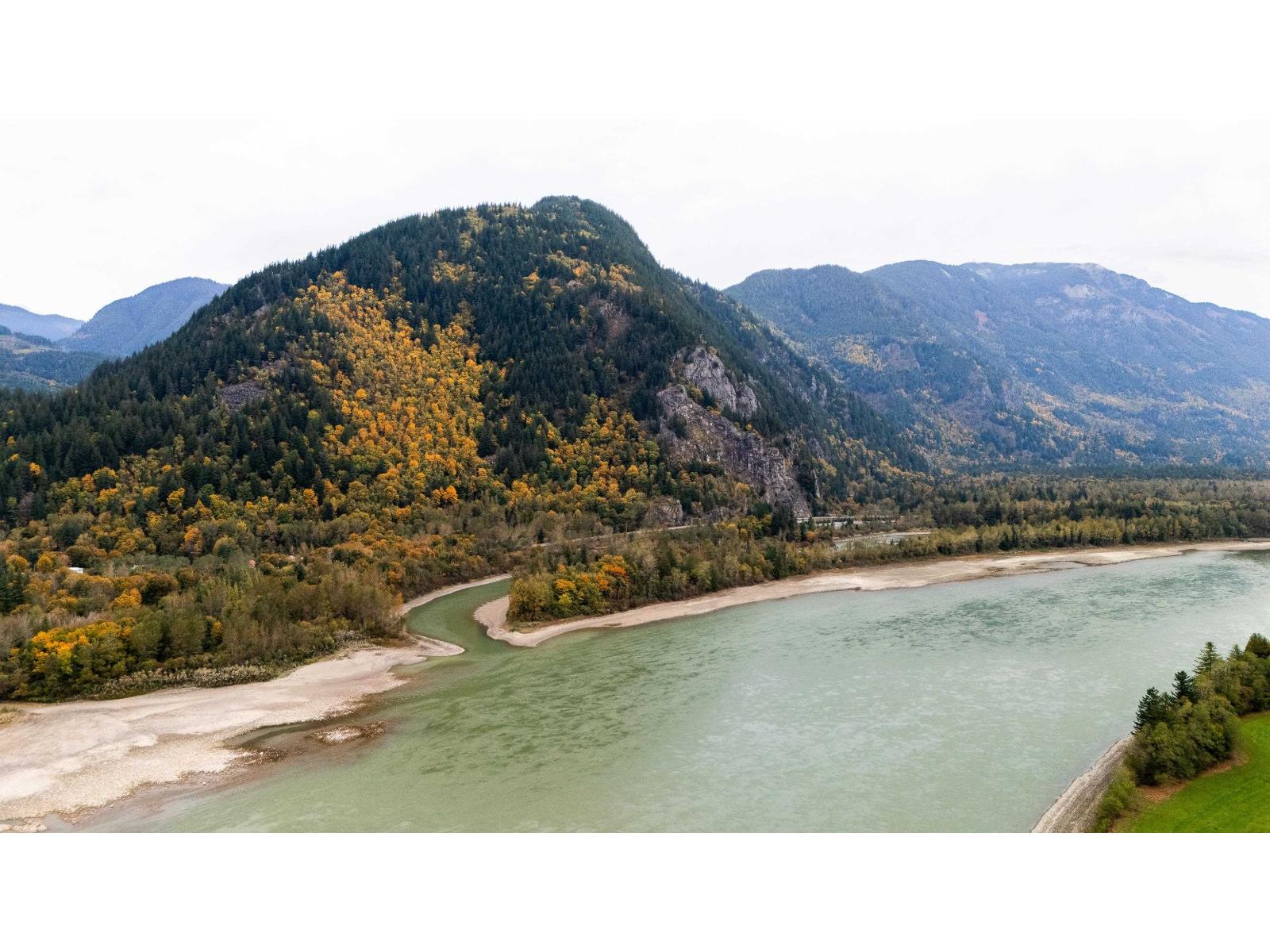 SE 1/4 VASASUS ISLAND, Agassiz, Agassiz