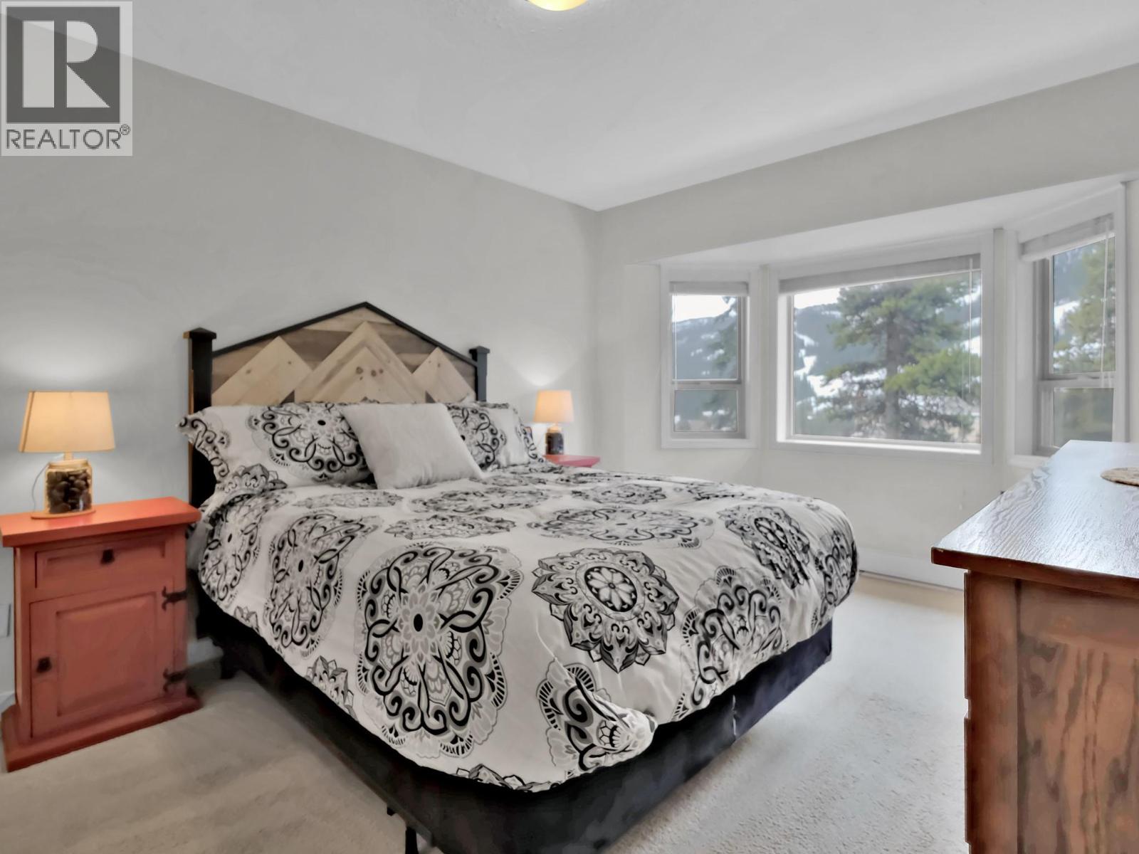 225 CLEARVIEW Road Unit# 903, Apex Mountain