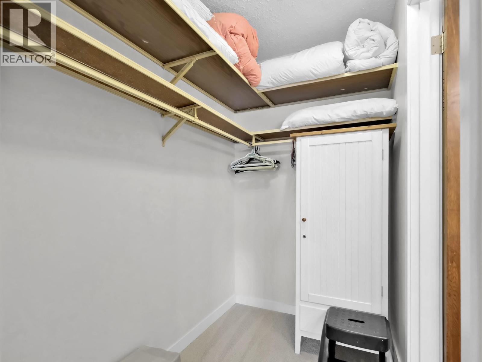 225 CLEARVIEW Road Unit# 903, Apex Mountain