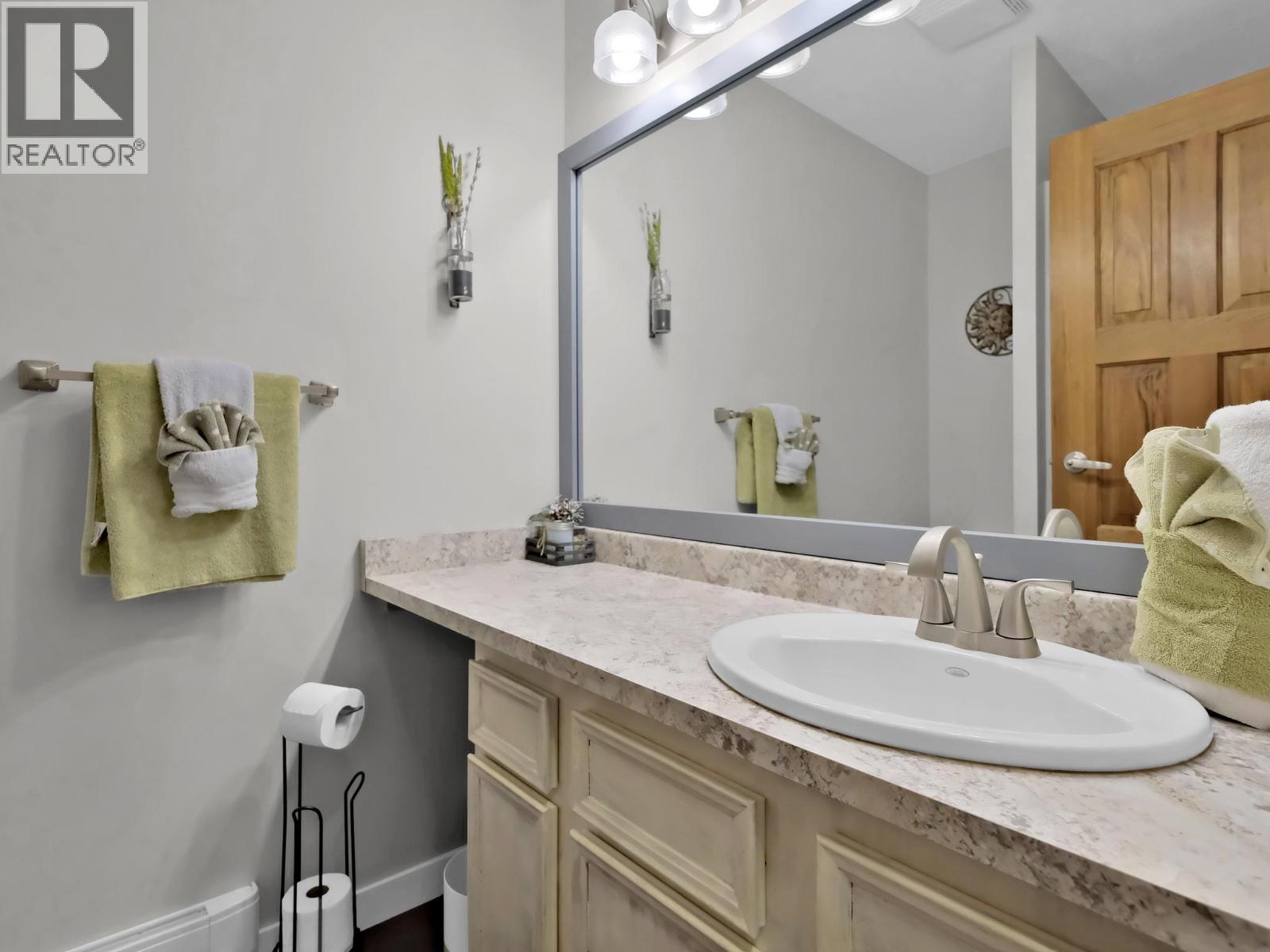 225 CLEARVIEW Road Unit# 903, Apex Mountain