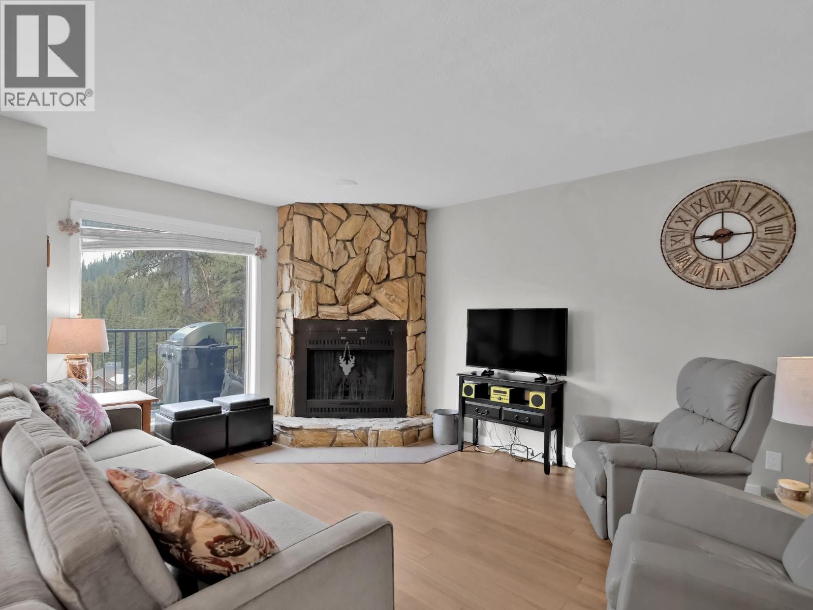 225 CLEARVIEW Road Unit# 903, Apex Mountain