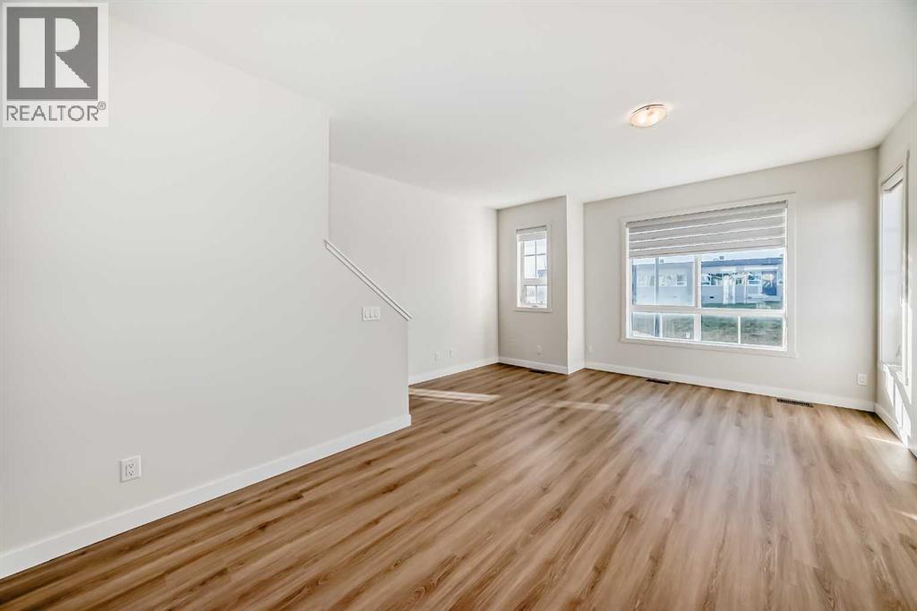 Single Family House for Sale in  Sherwood Boulevard NW Sherwood Calgary 