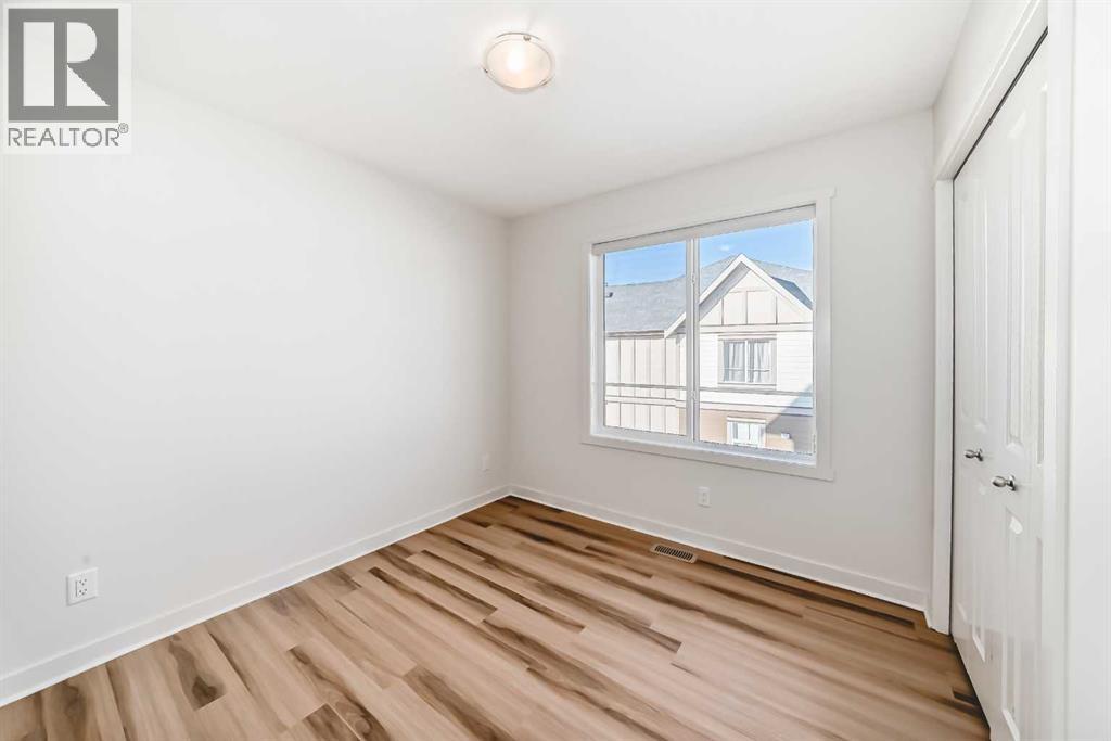 Single Family House for Sale in  Sherwood Boulevard NW Sherwood Calgary 